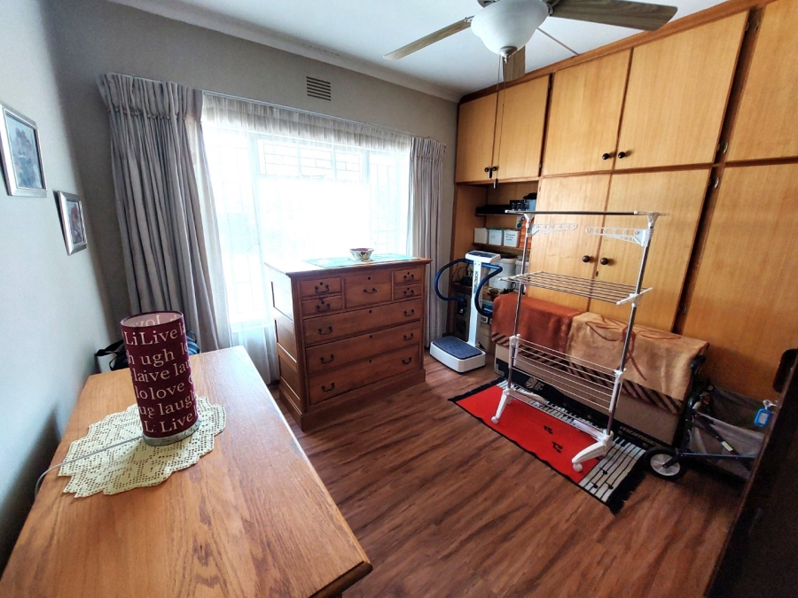 5 Bedroom Property for Sale in Oudtshoorn South Western Cape